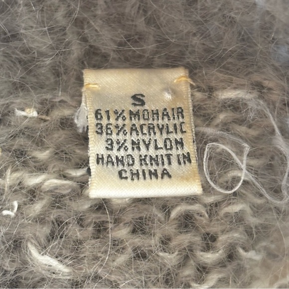 Banshee vintage diamond O’Hare blend cream and gray geometric cozy roll sweater - Picture 4 of 10